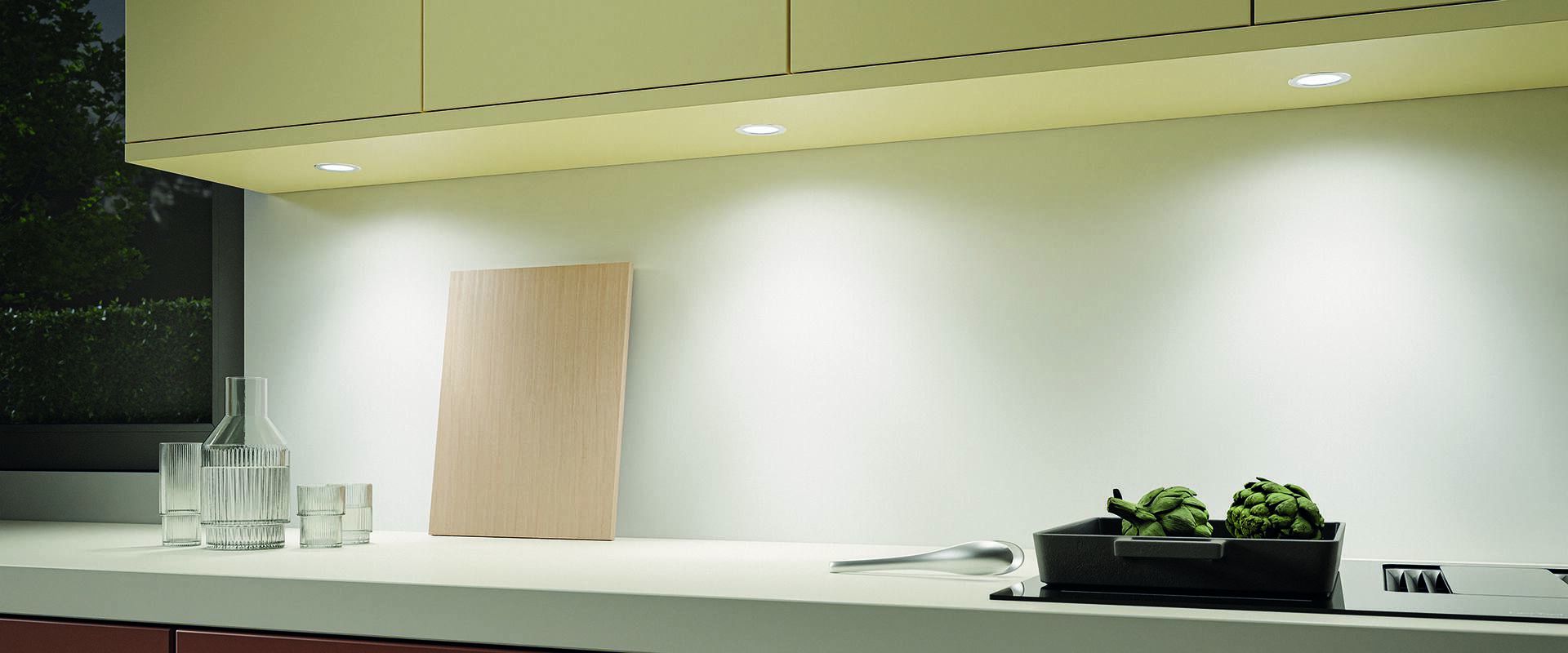 Einbauleuchte Slash LED, schwarz o. edelstahlfarbig